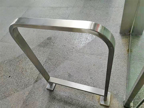 長沙威彎告訴你:影響不銹鋼彎管開裂的原因